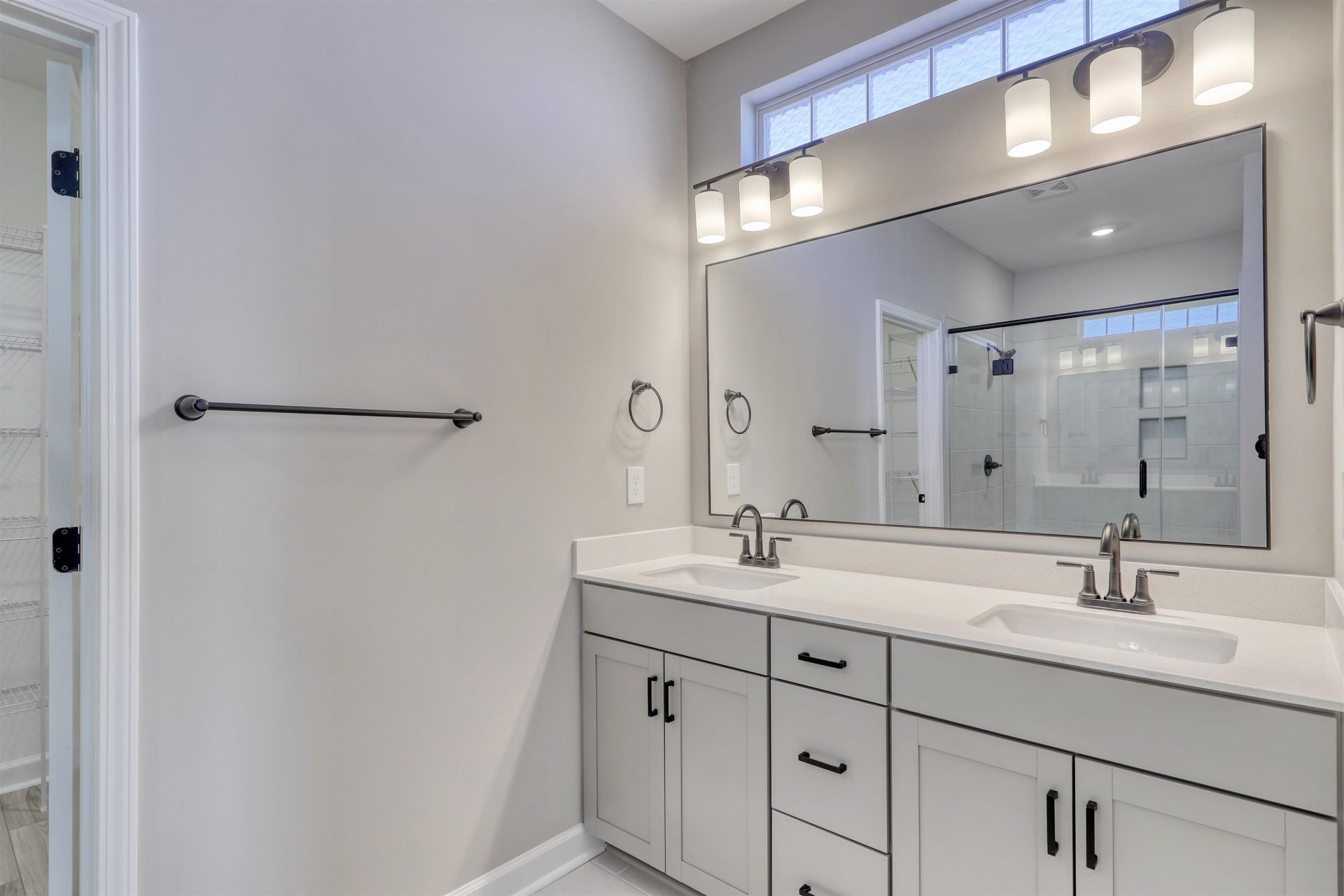 6273 Zoe Way Photo 14