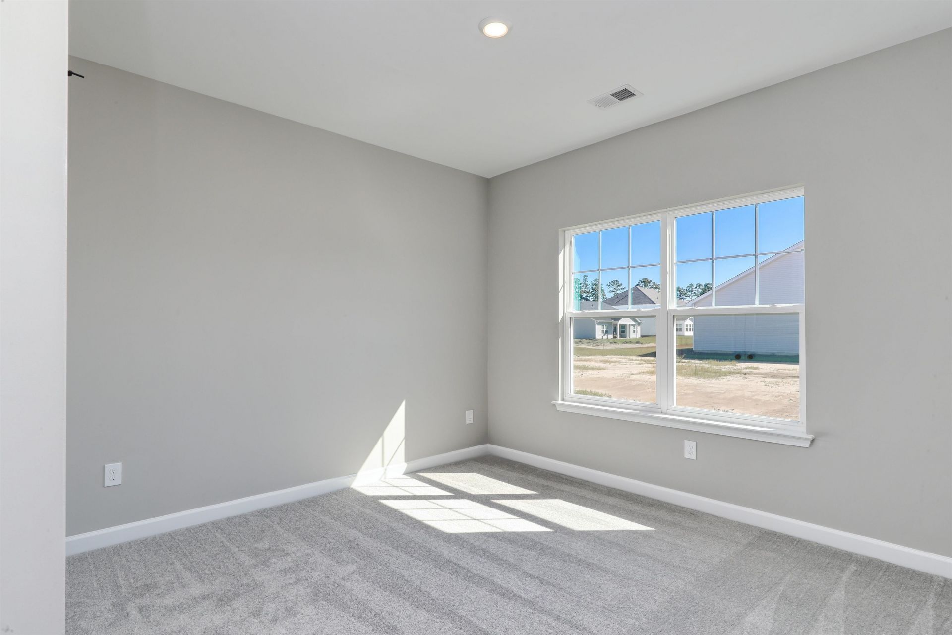 6273 Zoe Way Photo 18