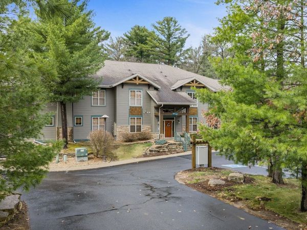 407 Clara Avenue, Unit 109, Wisconsin Dells, WI 53965