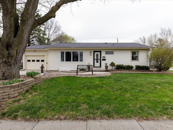 2102 Barr Drive, Ames, IA 50010