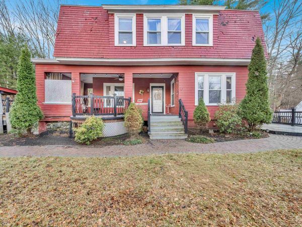 7 Moulton Street, Raymond, NH 03077