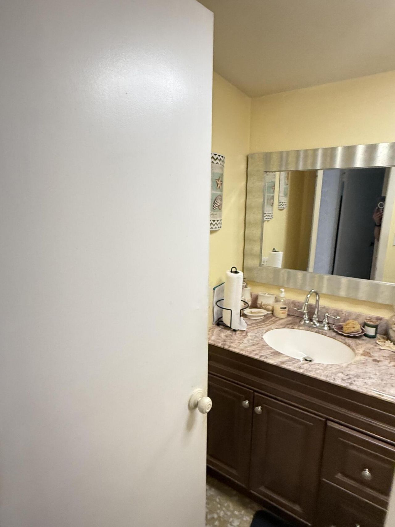 8051 Sunrise Lakes Drive N, Unit 210, Sunrise, FL 33322 Photo