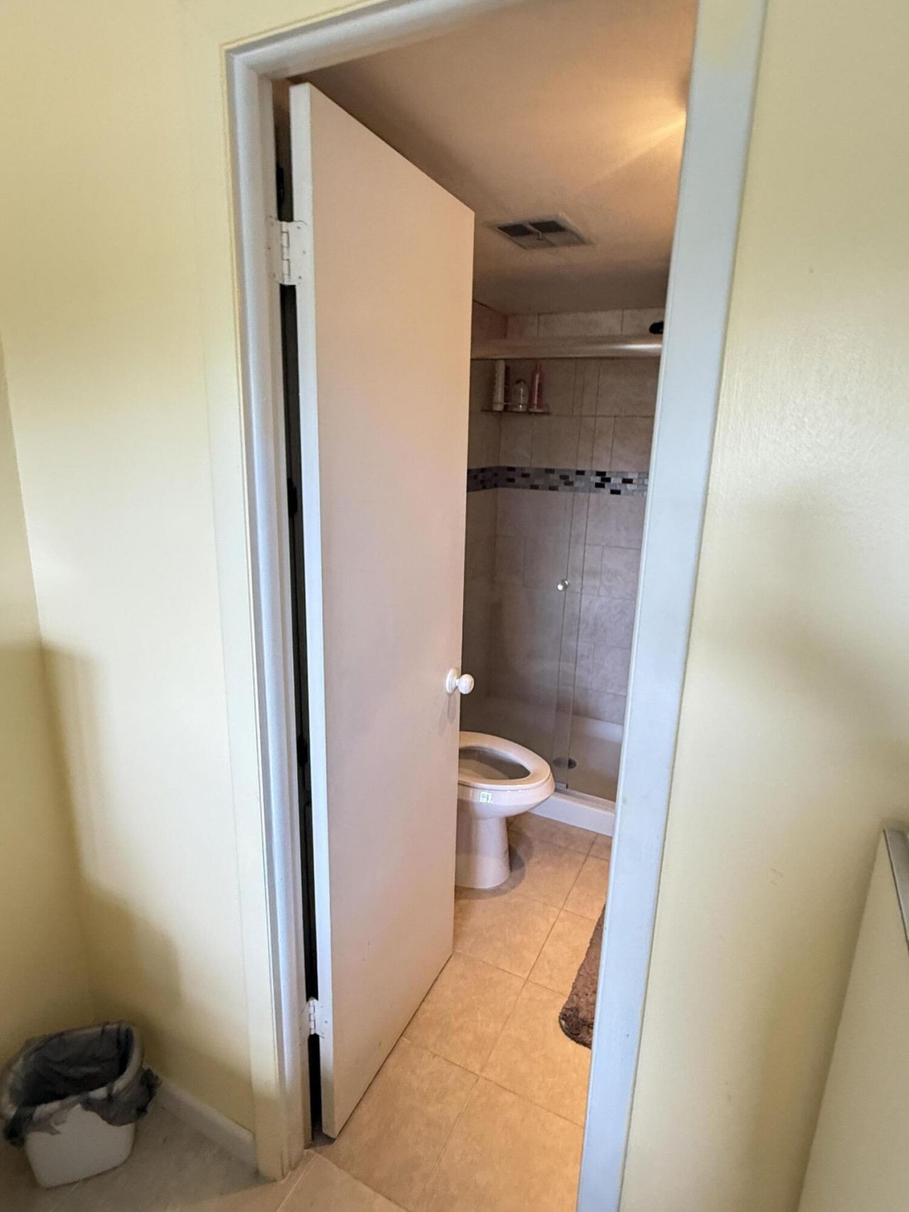 8051 Sunrise Lakes Drive N, Unit 210, Sunrise, FL 33322 Photo