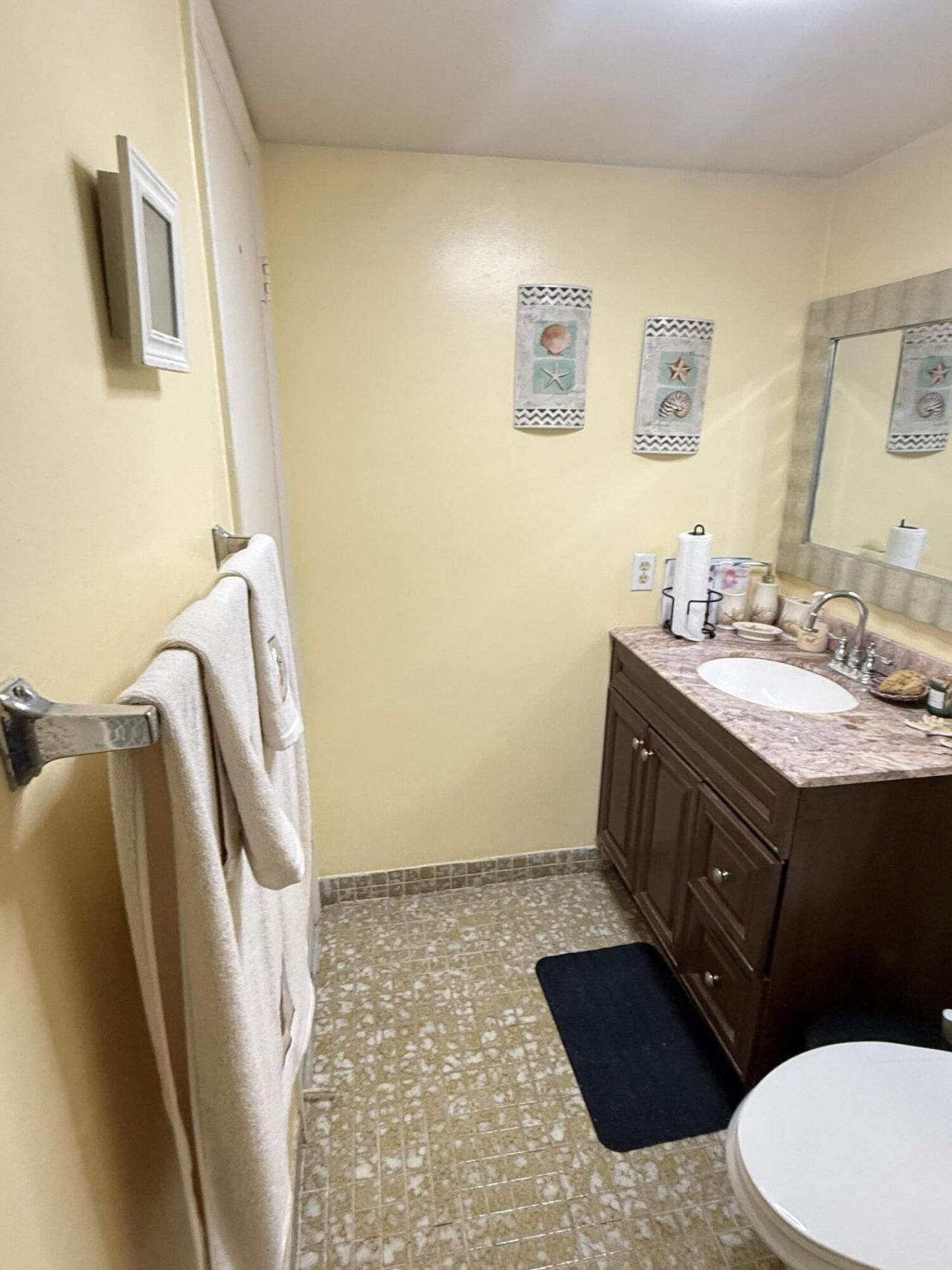 8051 Sunrise Lakes Drive N, Unit 210, Sunrise, FL 33322 Photo