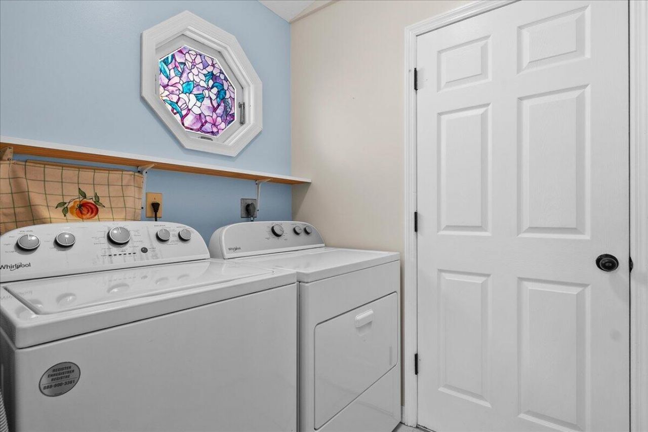 8093 SE Carlton Street, Hobe Sound, FL 33455 Photo