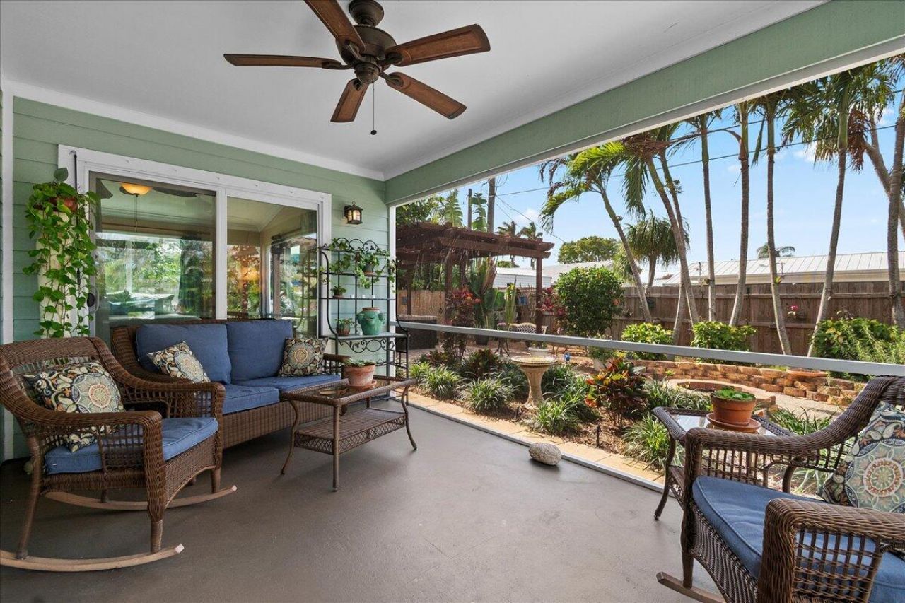 8093 SE Carlton Street, Hobe Sound, FL 33455 Photo