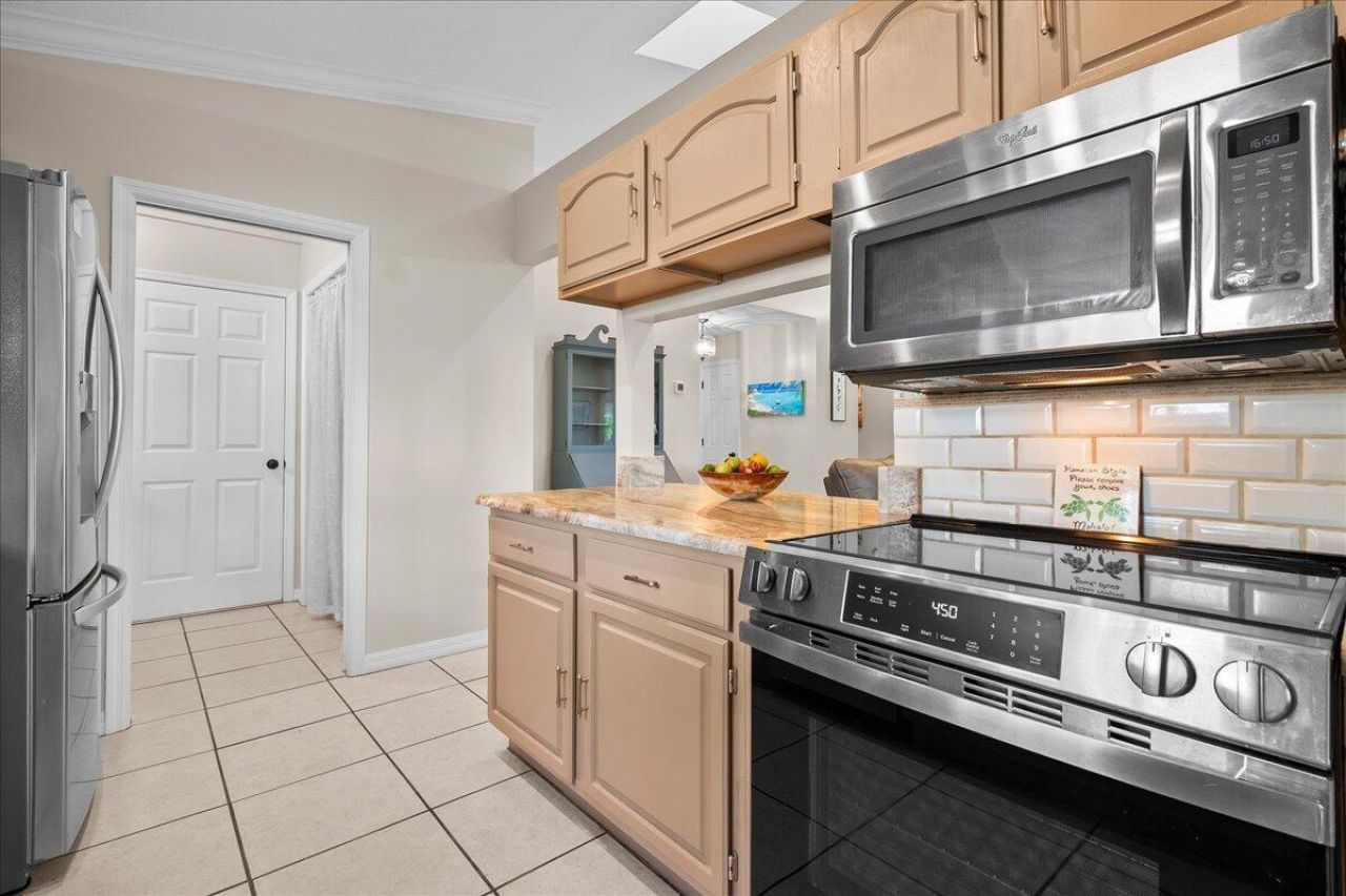 8093 SE Carlton Street, Hobe Sound, FL 33455 Photo