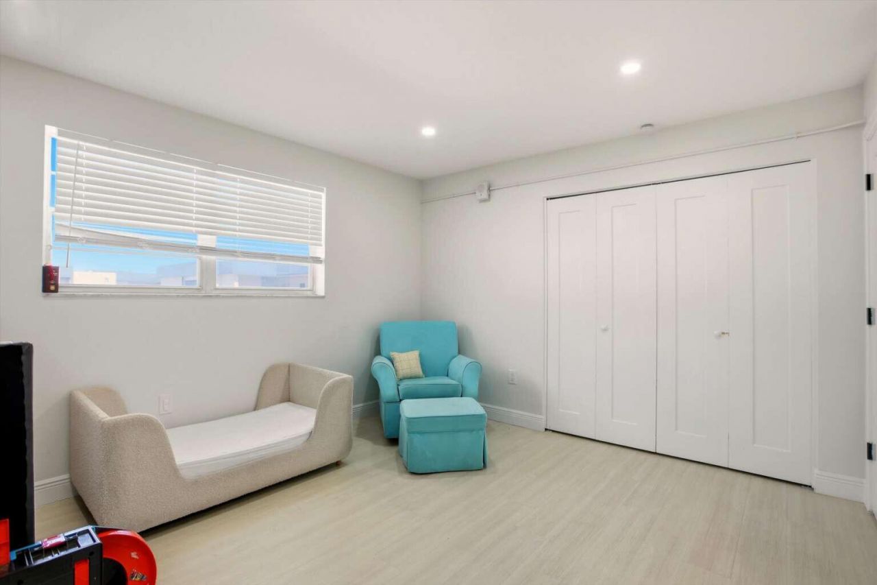 16750 NE 10th Avenue, Unit 312, North Miami Beach, FL 33162 Photo