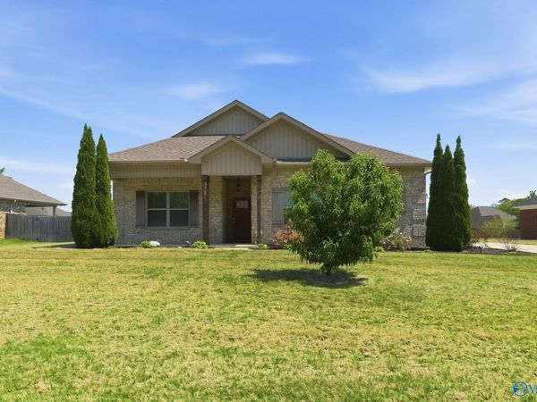 117 Khaki Ridge Drive, Hazel Green, AL 35750
