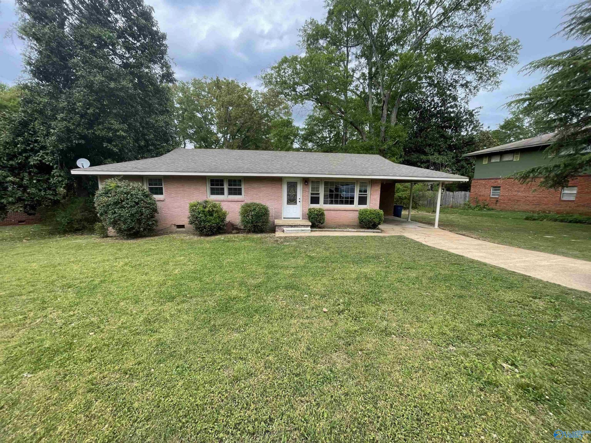 2314 Norwood Blvd, Florence, AL 35630 Main Photo