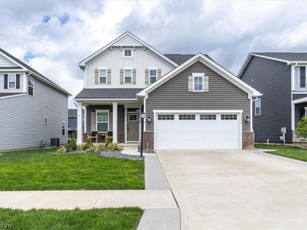 36270 Lands End Drive , North Ridgeville, OH 44039