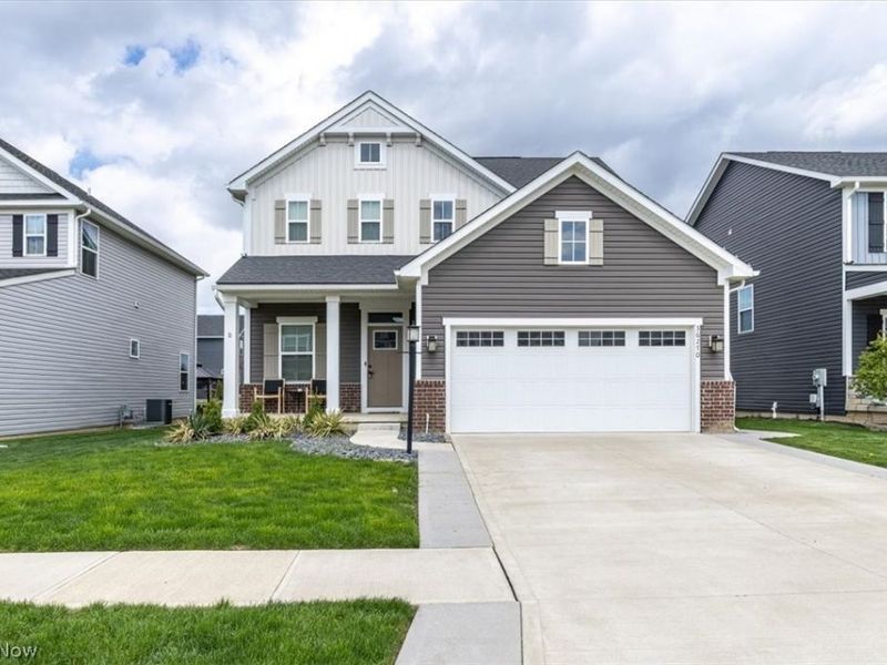 36270 Lands End Drive, North Ridgeville, OH 44039 Photo 1