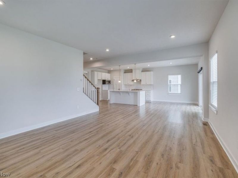 36270 Lands End Drive, North Ridgeville, OH 44039 Photo 11