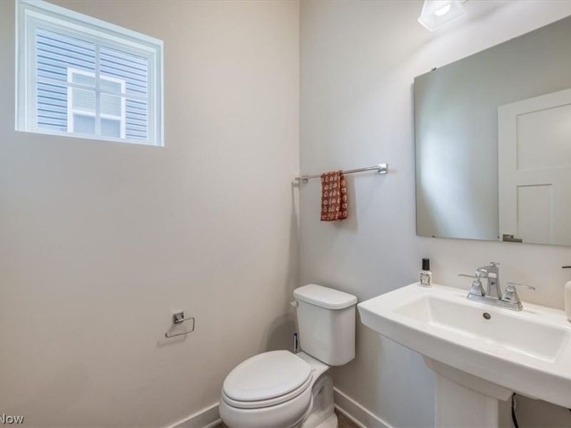 36270 Lands End Drive, North Ridgeville, OH 44039 Photo 12