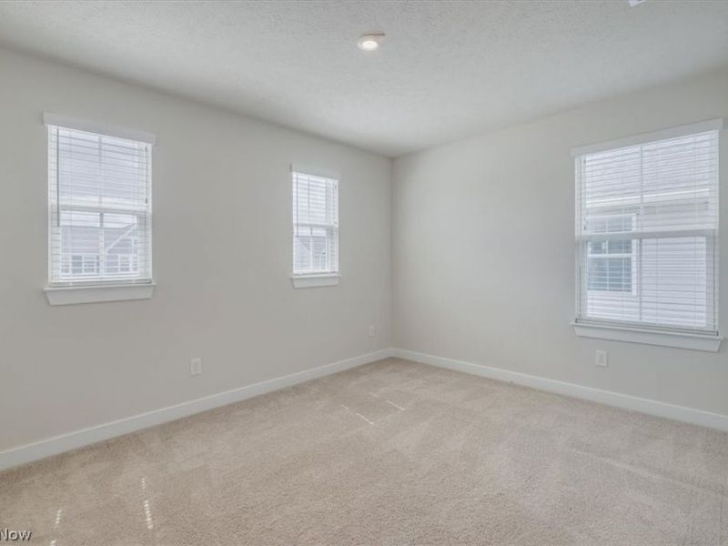 36270 Lands End Drive, North Ridgeville, OH 44039 Photo 18