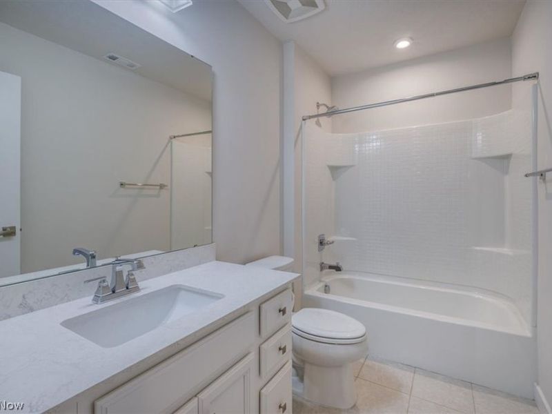 36270 Lands End Drive, North Ridgeville, OH 44039 Photo 19