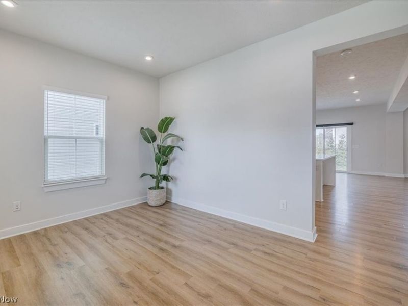 36270 Lands End Drive, North Ridgeville, OH 44039 Photo 4