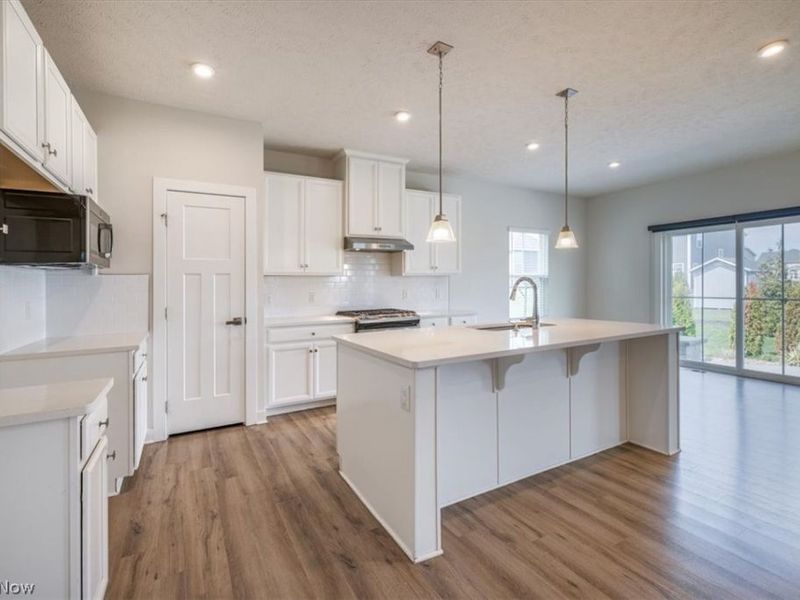 36270 Lands End Drive, North Ridgeville, OH 44039 Photo 5