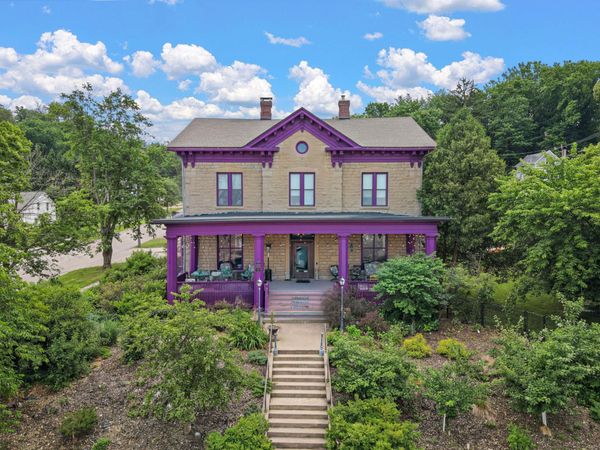 1105 W 4th Street , Red Wing, MN 55066