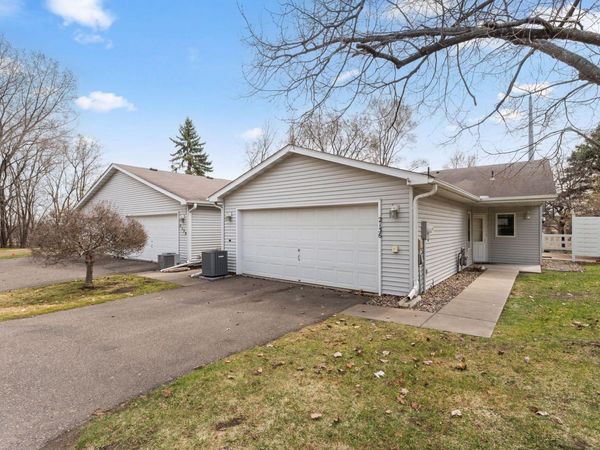 2136 49th Way E, Inver Grove Heights, MN 55077