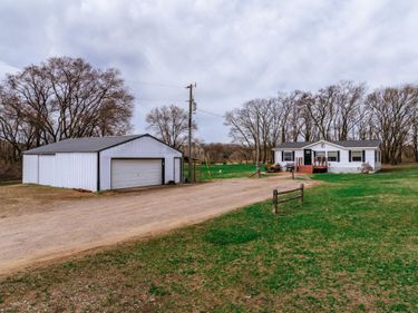 18467 Driftwood Road, Clearwater, MN 55320