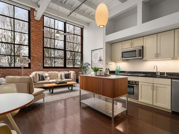 1 Aberdeen Way, Unit 109, Cambridge, MA 02138