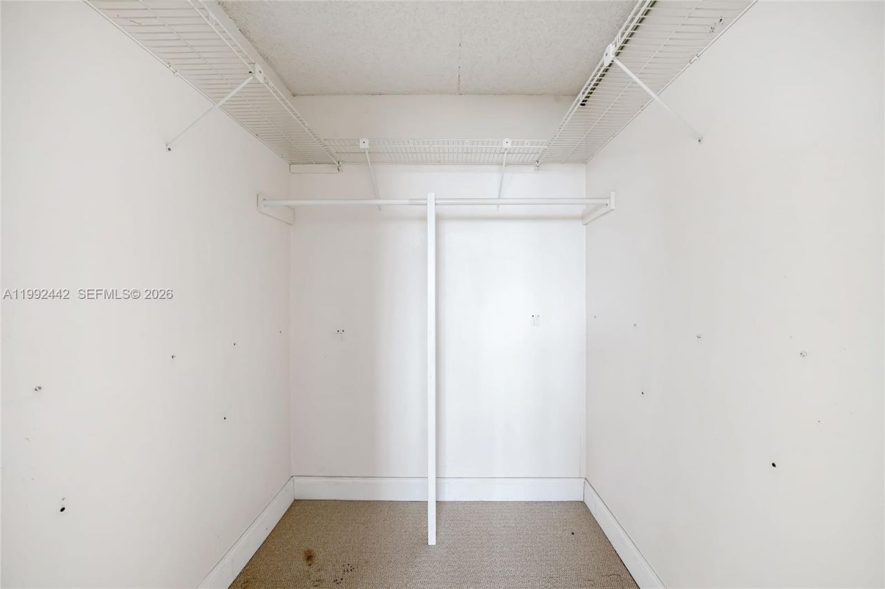 137 Golden Isles Dr, Unit 1214, Hallandale Beach, FL 33009 Photo