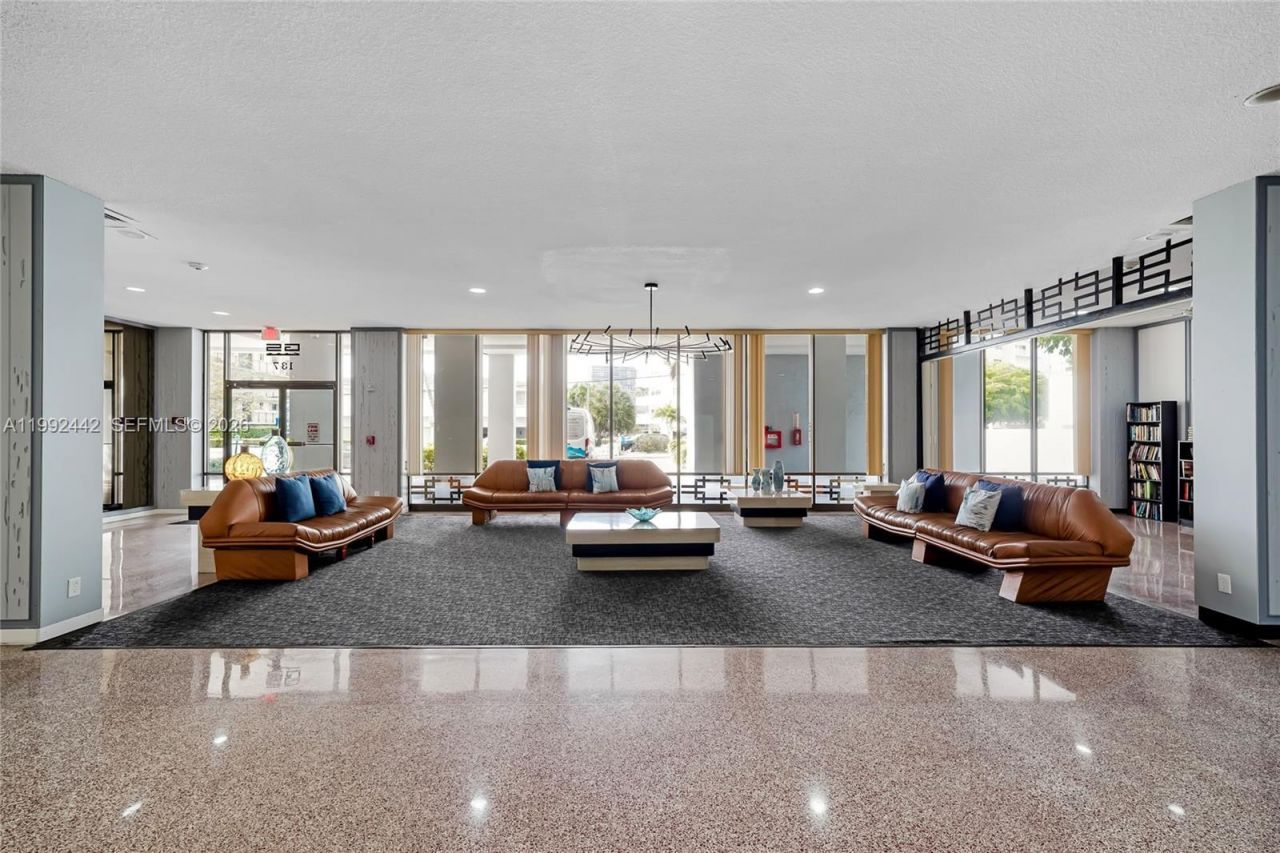 137 Golden Isles Dr, Unit 1214, Hallandale Beach, FL 33009 Photo