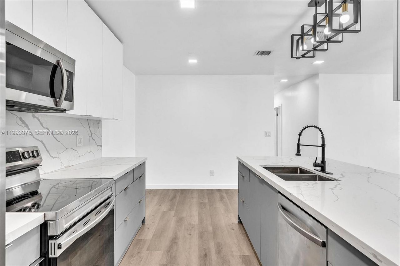 7041 Raleigh St, Unit B, Hollywood, FL 33024 Photo