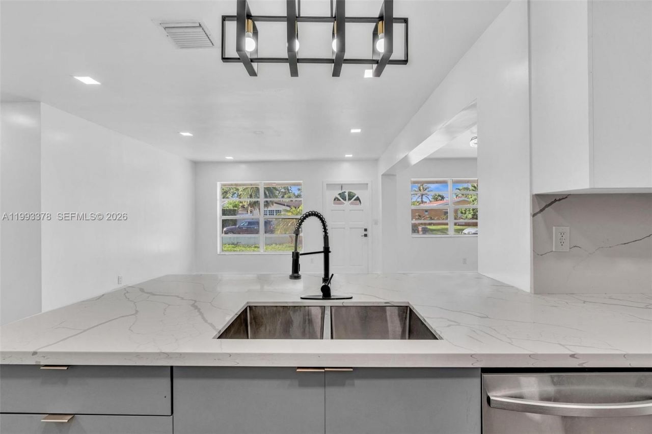 7041 Raleigh St, Unit B, Hollywood, FL 33024 Photo