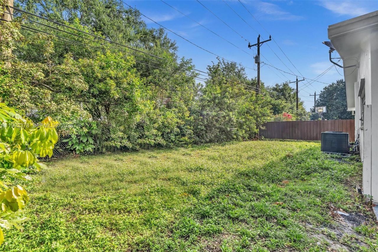 7041 Raleigh St, Unit B, Hollywood, FL 33024 Photo