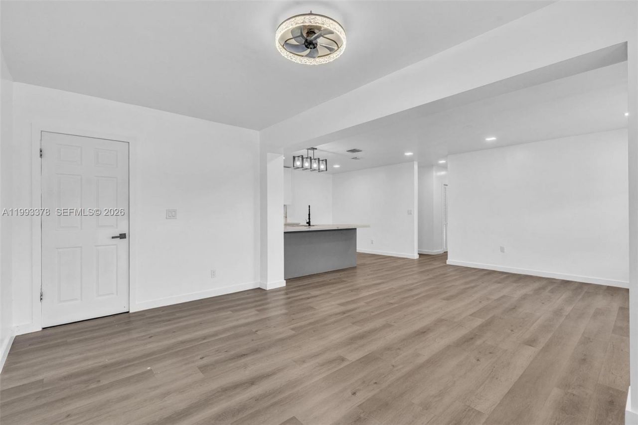 7041 Raleigh St, Unit B, Hollywood, FL 33024 Photo