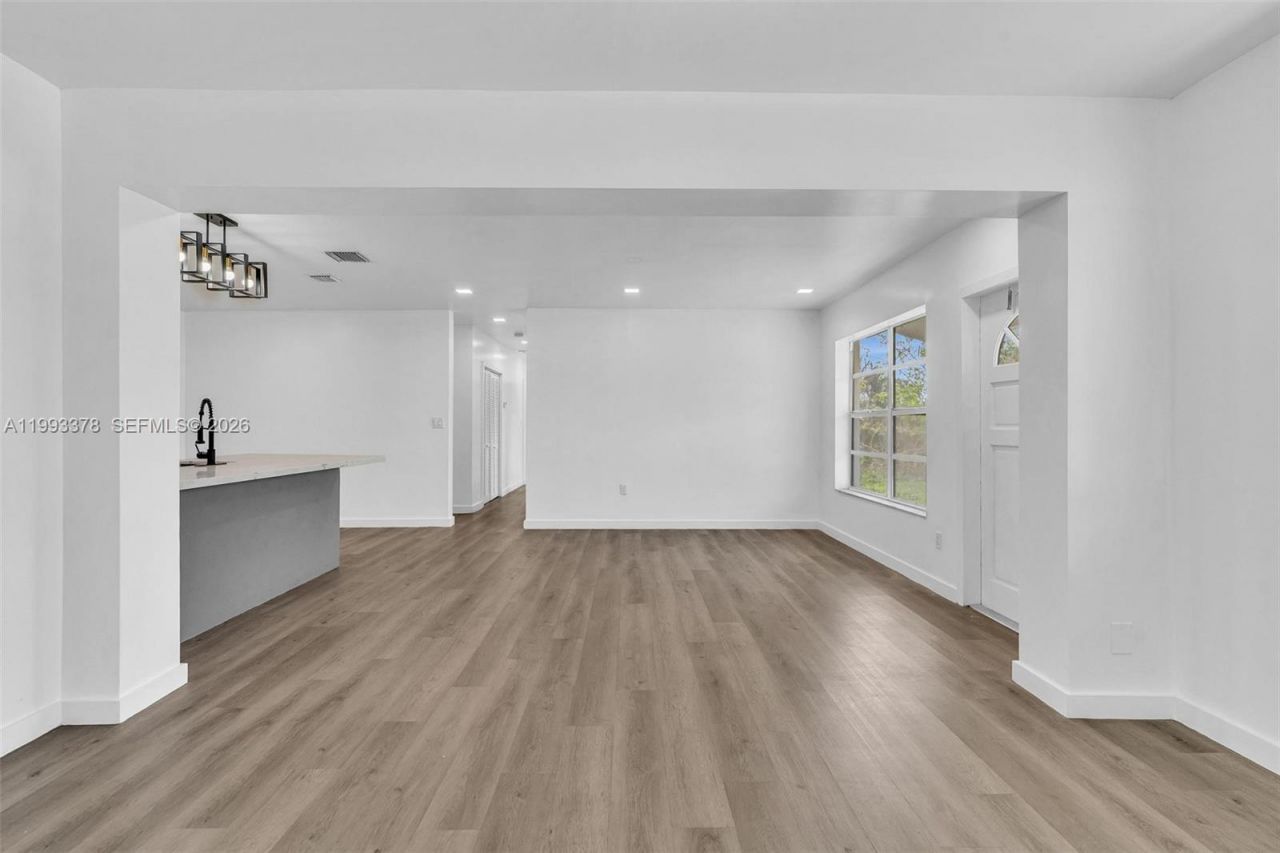 7041 Raleigh St, Unit B, Hollywood, FL 33024 Photo