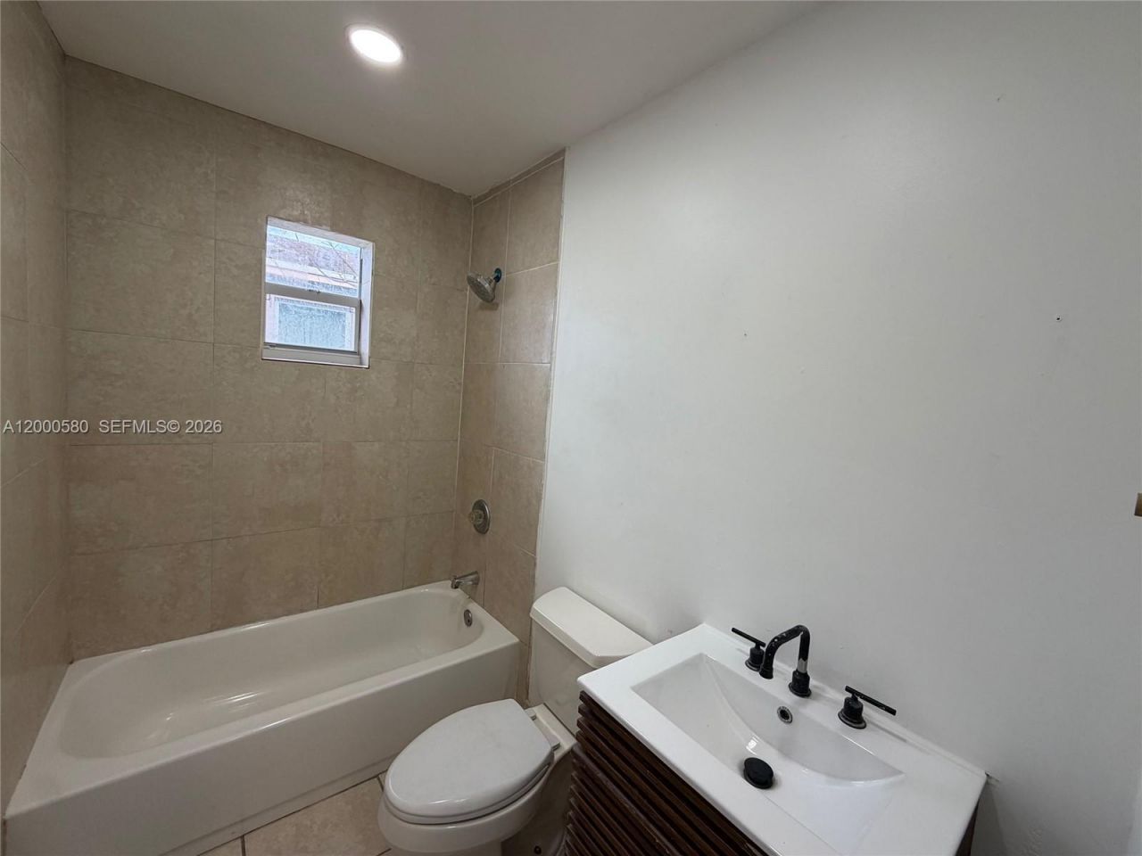 518 NW 10th St, Unit 2, Hallandale Beach, FL 33009 Photo