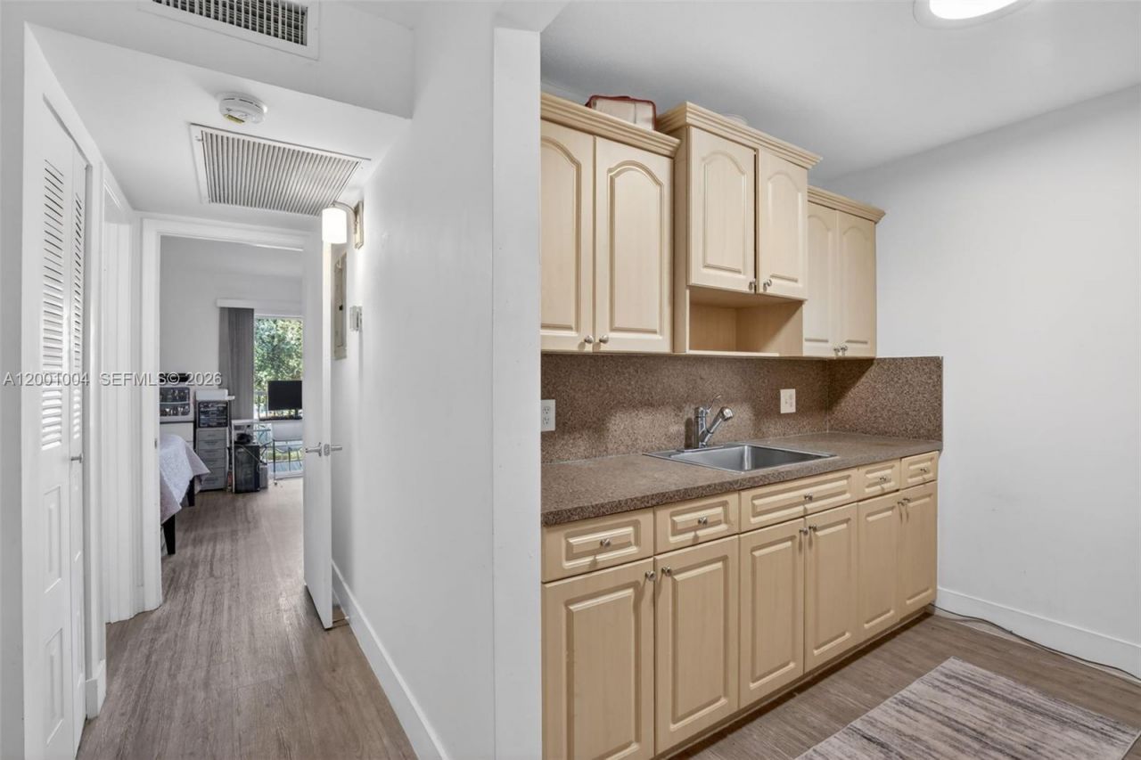 101 SW 132nd Way, Unit 213J, Pembroke Pines, FL 33027 Photo