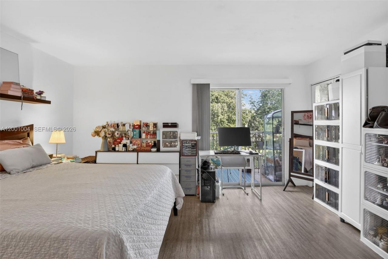 101 SW 132nd Way, Unit 213J, Pembroke Pines, FL 33027 Photo