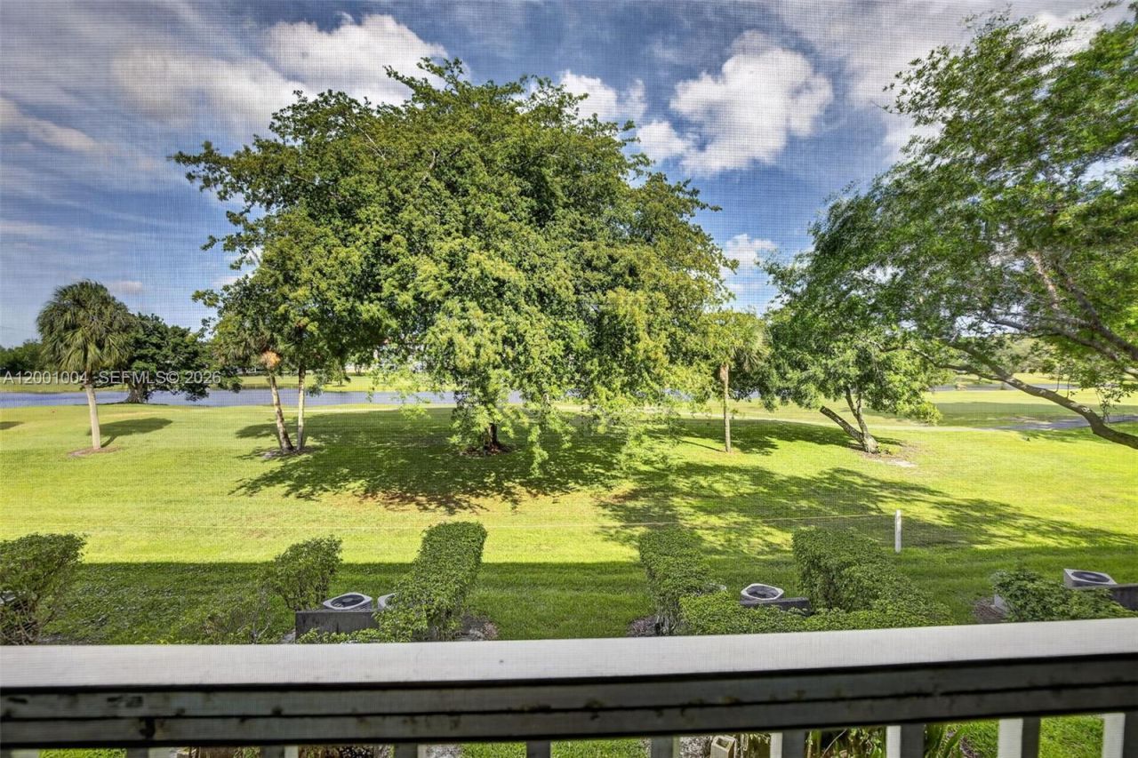 101 SW 132nd Way, Unit 213J, Pembroke Pines, FL 33027 Photo