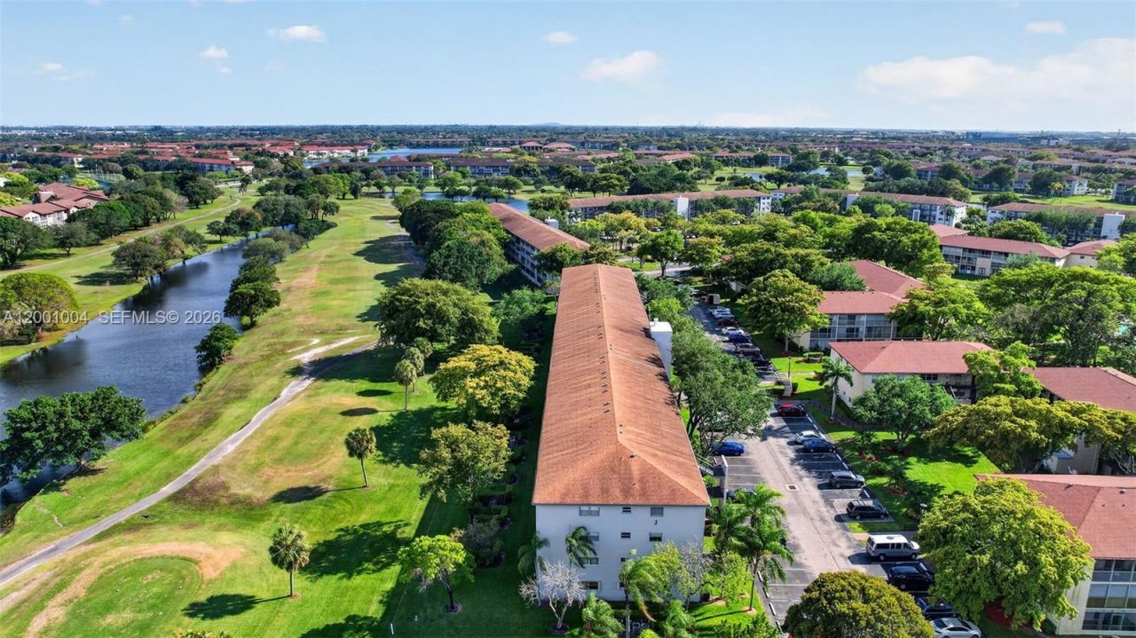 101 SW 132nd Way, Unit 213J, Pembroke Pines, FL 33027 Photo