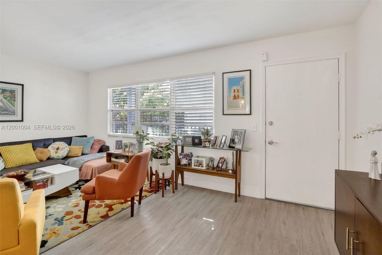 101 SW 132nd Way, Unit 213J, Pembroke Pines, FL 33027 Photo