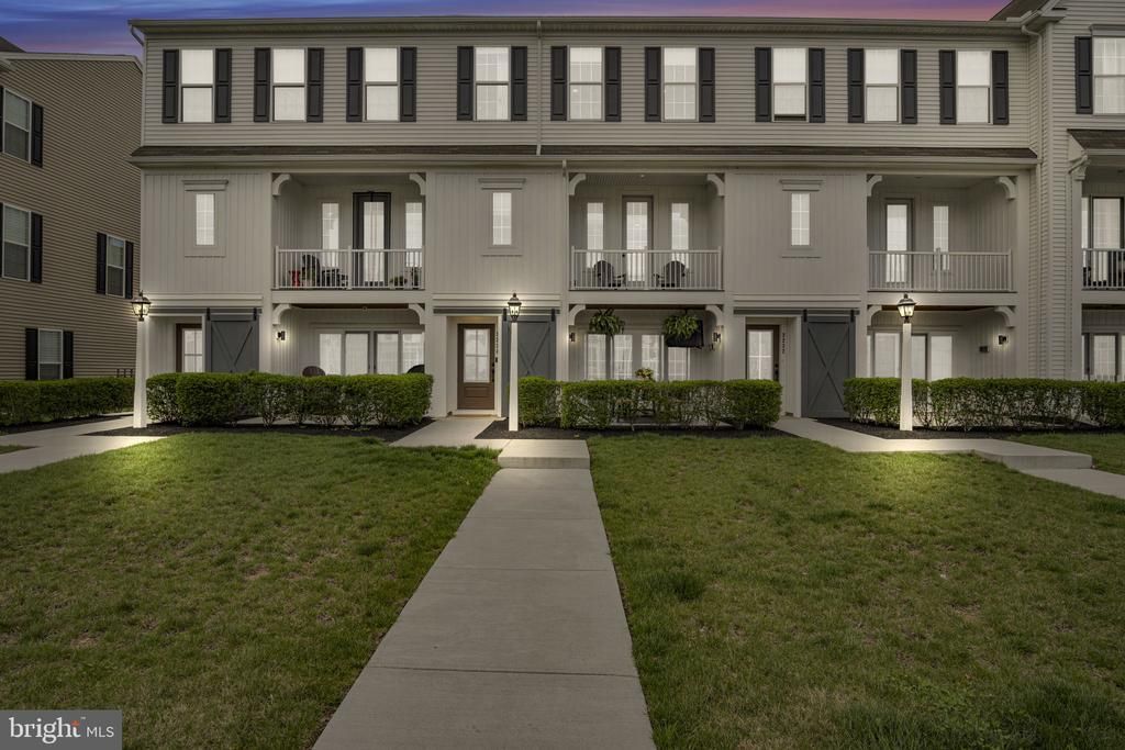 3234 Parade Street , Mechanicsburg, PA 17055 Main Photo