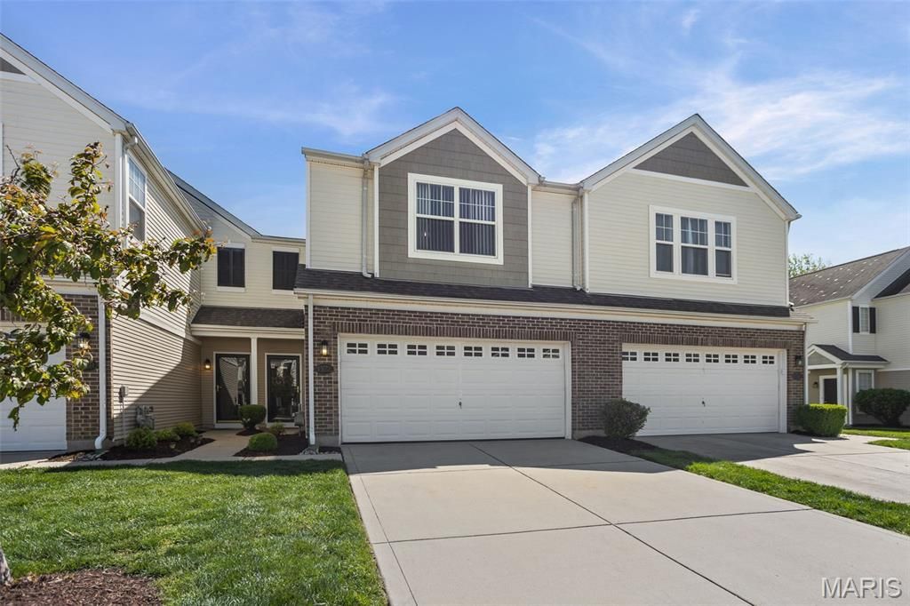 1922 Celebration Park Circle, Belleville, IL 62220 Main Photo