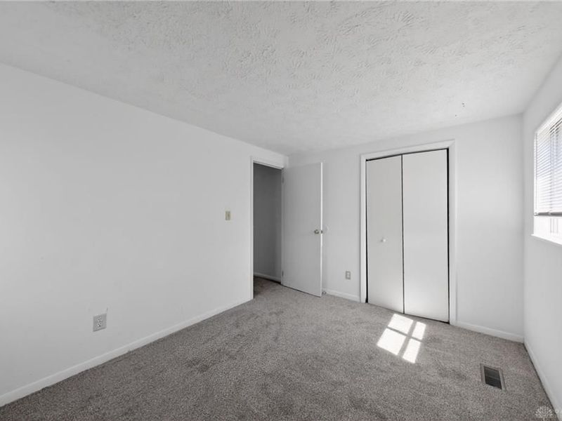 1046 Primrose Drive, West Carrollton, OH 45449 Photo 17