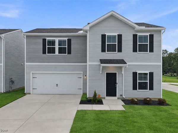 677 Crossings Lane , Akron, OH 44320