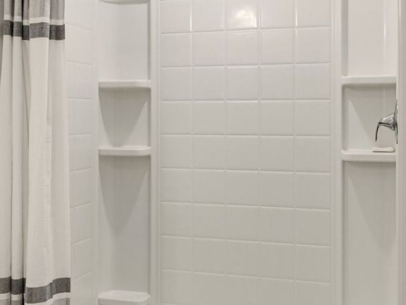 677 Crossings Lane, Akron, OH 44320 Photo 13