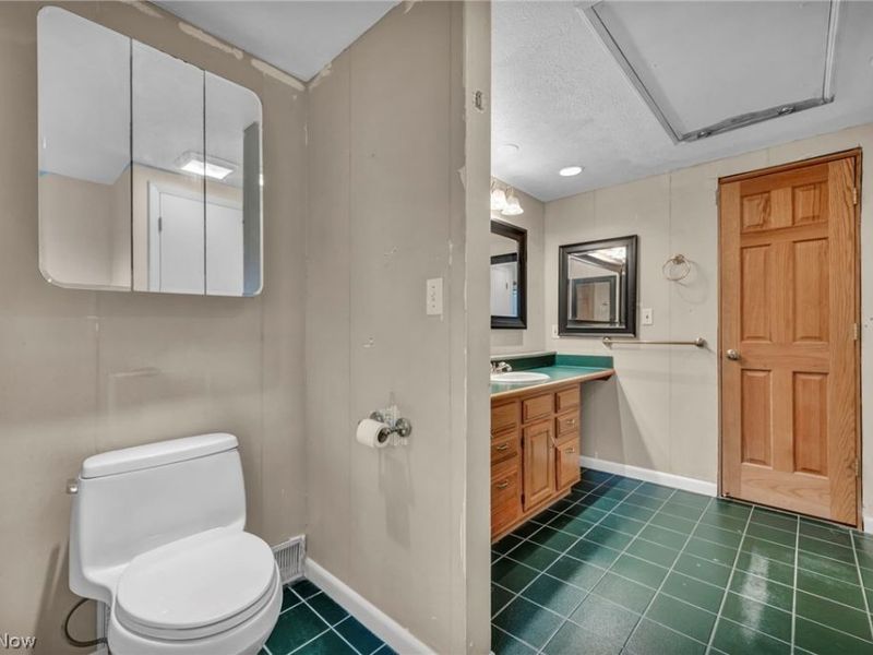 160 River Road, Hinckley, OH 44233 Photo 25