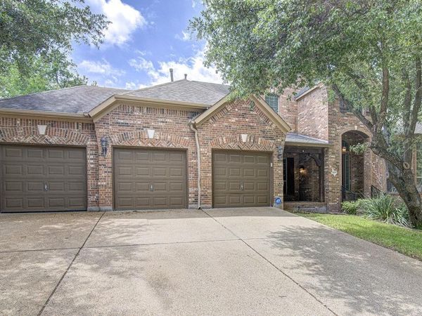 1425 River Forest DR, Round Rock, TX 78665