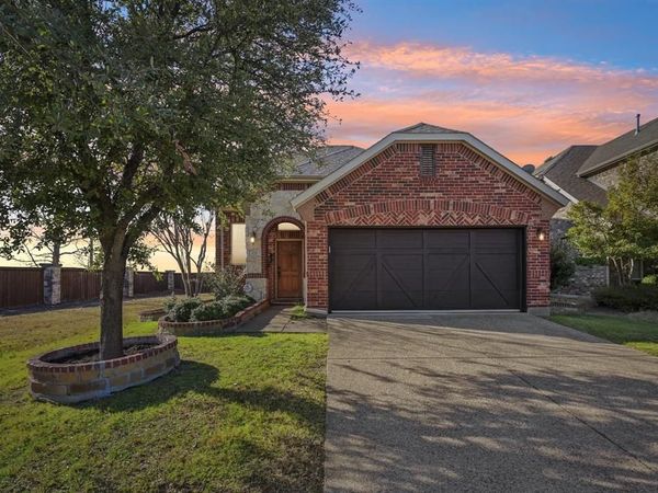 520 Eastland Drive, Lewisville, TX 75056