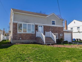 95 Thompson Avenue Oceanside, NY 11572