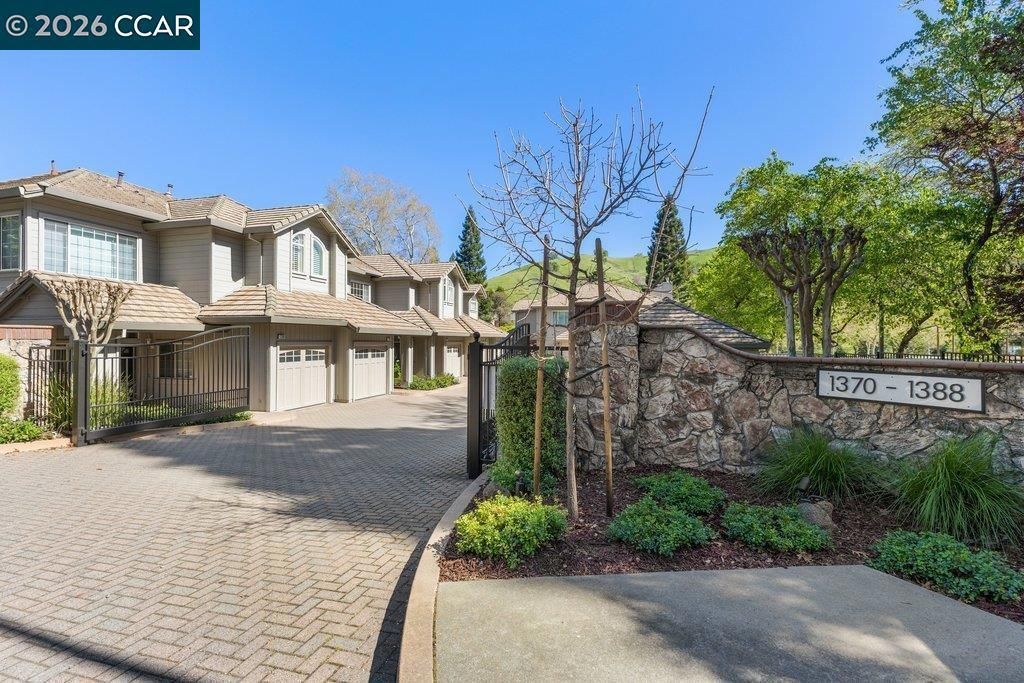 1386 Danville Blvd, Alamo, CA 94507 Main Photo