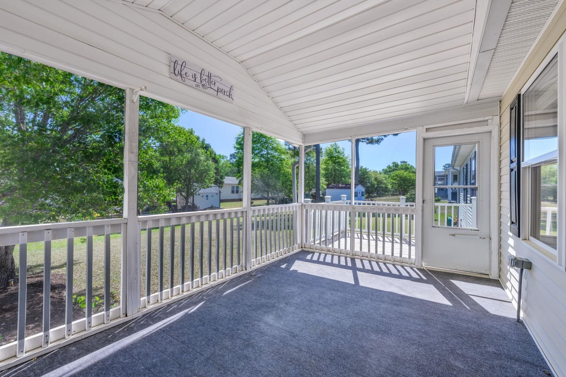 4447 Champlain Dr. Photo 21